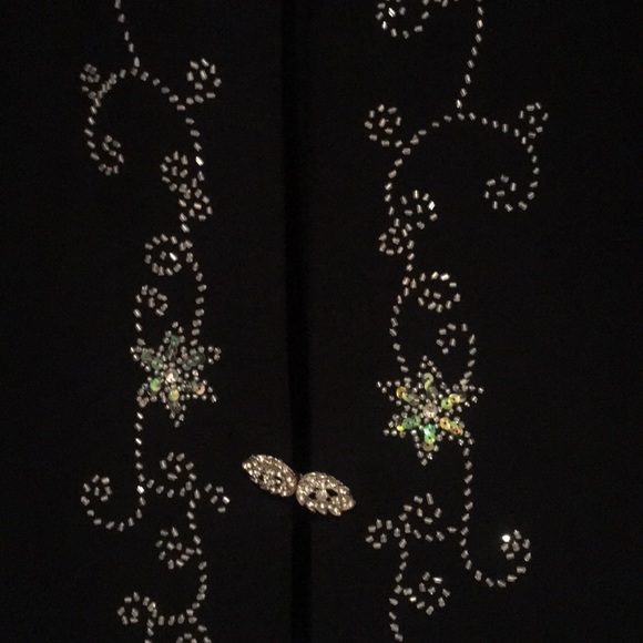 Ladies 3pc suit - Picture 2 of 6